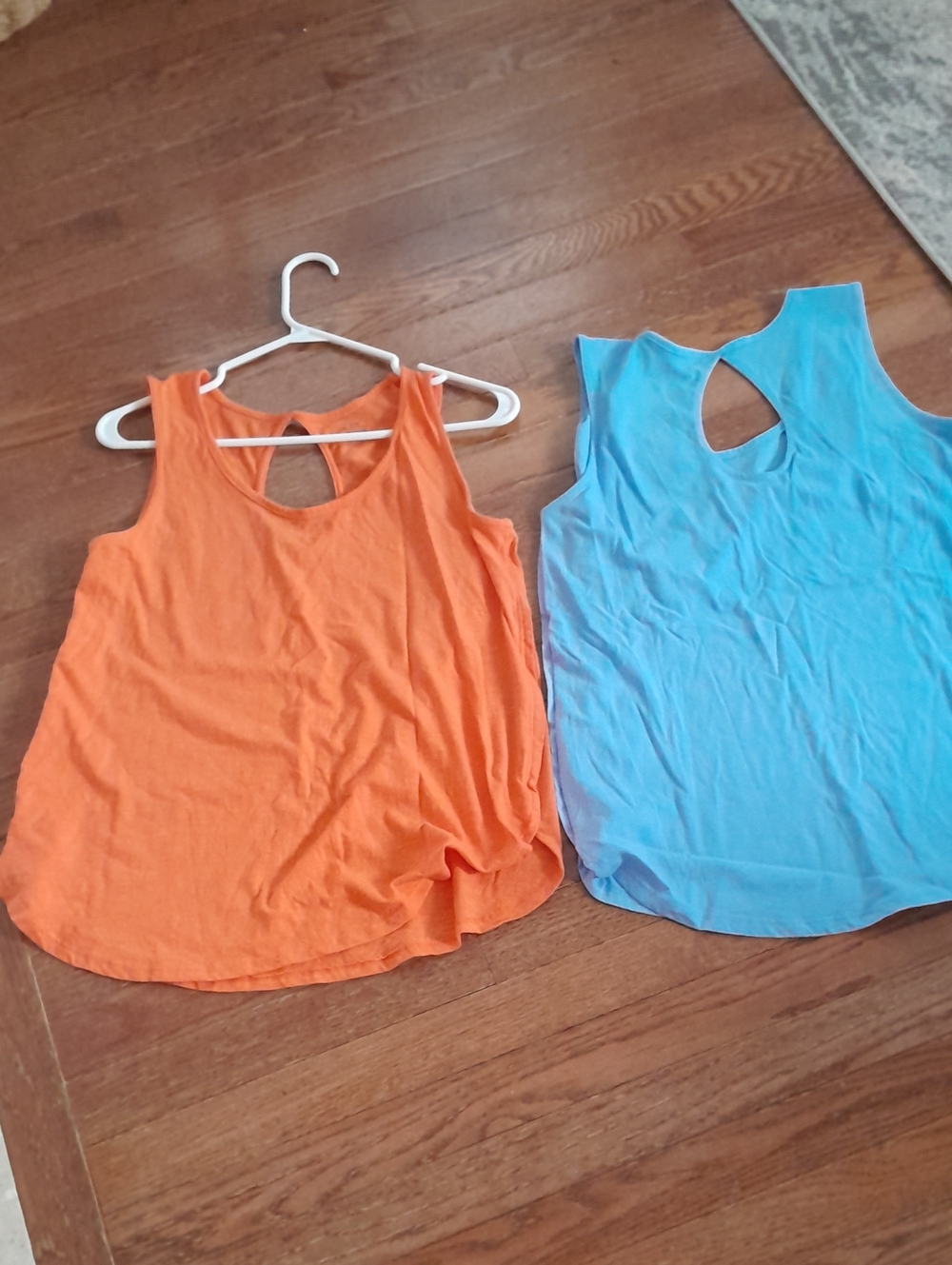 Women’s Sleeveless Keyhole Tank Top - Orange